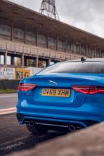 Jaguar XE R-Dynamic Reims Edition 2020 года (UK)